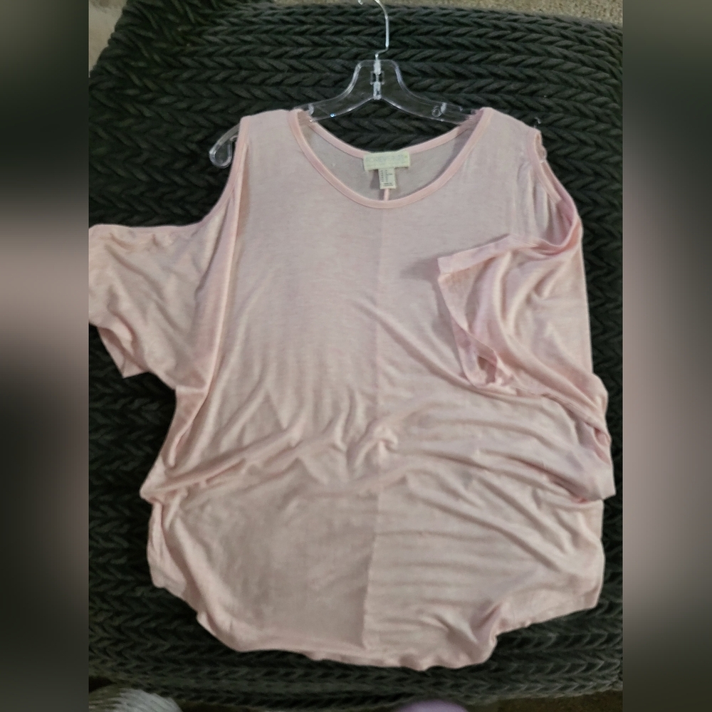 Forever 21 Plus 2XL Cold Shoulder Dolman Sleeve Top In Heathered Pink!